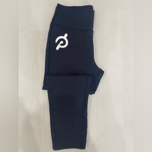 Brand new peloton capri black logo leggings
